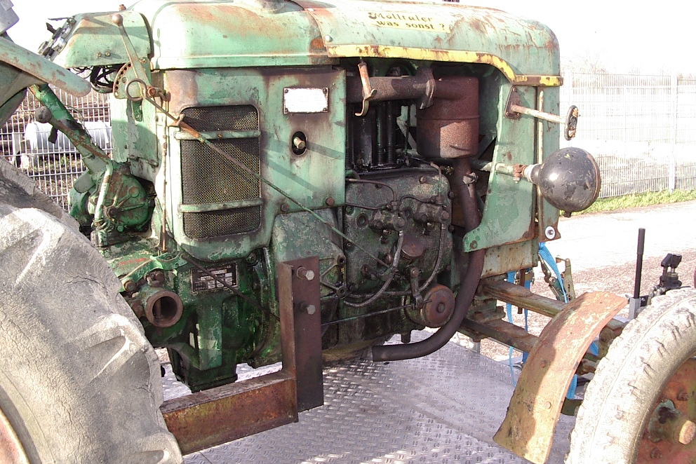 Handpumpe Diesel 2447010045 :: Traktor Ersatzteilke Oldtimer ::  Treckergarage